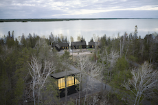 PrivateResidence-LakeHuron-ON_Architect-BoothHansen_Photo-MaximeBrouillet656web.jpg