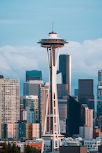 SpaceNeedle-ExteriorDay_AndreaLeopardiOnUnsplash-1150452_web.jpg