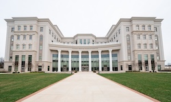 2TN-BelmontU-FristCollegeOfMed_SamSimpkins_web.jpg