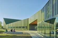 Thaden School, ©Timothy Hursley Photography, courtesy of courtesy of Sherwin-Williams Coil Coatings