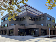 Mountain View Corporate Center - Photos by Sheet Metal Systems, courtesy of Linetec